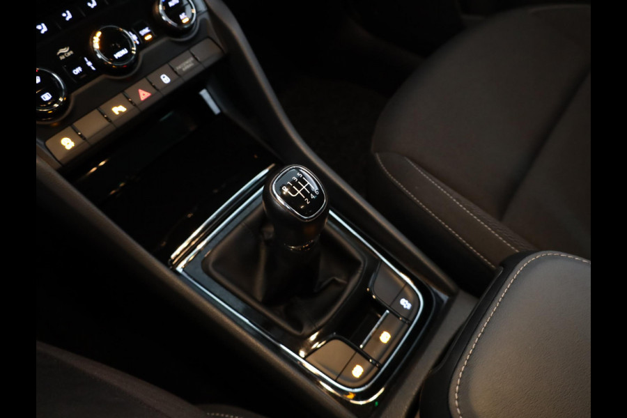 Škoda Karoq 1.0 TSI Business Edition 110 pk | Verlengde garantie | Navigatie | Parkeersensoren | Achteruitrijcamera | Autom. airco |