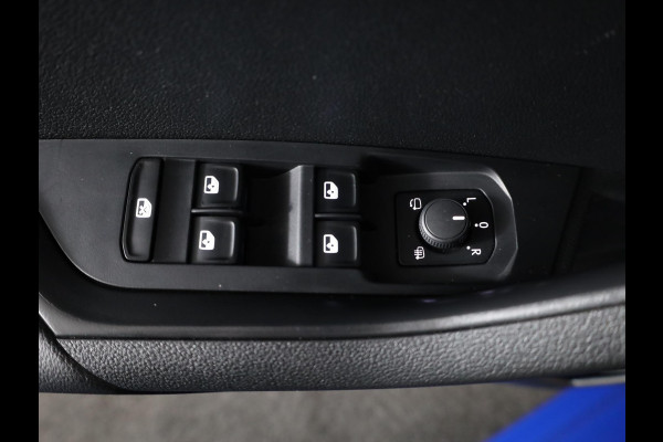 Škoda Karoq 1.0 TSI Business Edition 110 pk | Verlengde garantie | Navigatie | Parkeersensoren | Achteruitrijcamera | Autom. airco |