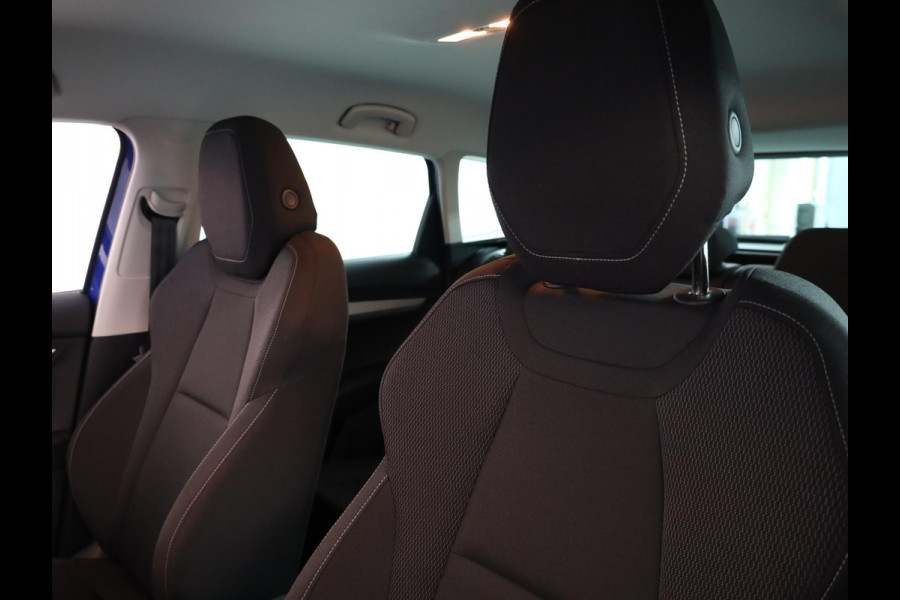 Škoda Karoq 1.0 TSI Business Edition 110 pk | Verlengde garantie | Navigatie | Parkeersensoren | Achteruitrijcamera | Autom. airco |