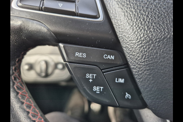 Ford Kuga 1.5 EcoBoost ST Line,Parelmoer wit,afneembare trekhaak,Android,