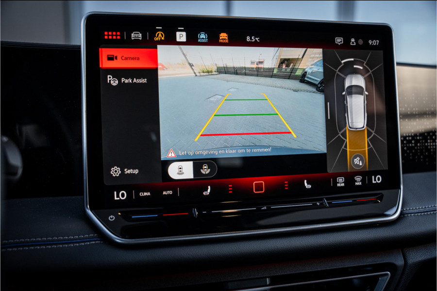 Volkswagen Tiguan 1.5 eTSI R-Line Edition - R Line | Elek. Trekhaak | ACC | Massage | Stuurwiel verwarmd