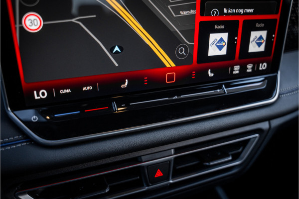 Volkswagen Tiguan 1.5 eTSI R-Line Edition - R Line | Elek. Trekhaak | ACC | Massage | Stuurwiel verwarmd