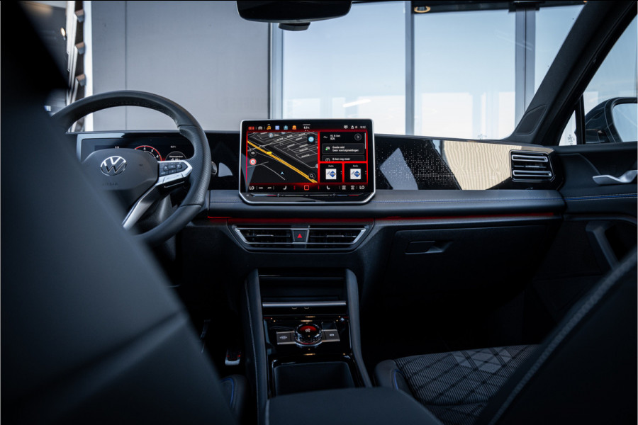 Volkswagen Tiguan 1.5 eTSI R-Line Edition - R Line | Elek. Trekhaak | ACC | Massage | Stuurwiel verwarmd