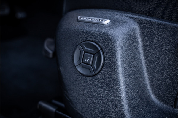 Volkswagen Tiguan 1.5 eTSI R-Line Edition - R Line | Elek. Trekhaak | ACC | Massage | Stuurwiel verwarmd