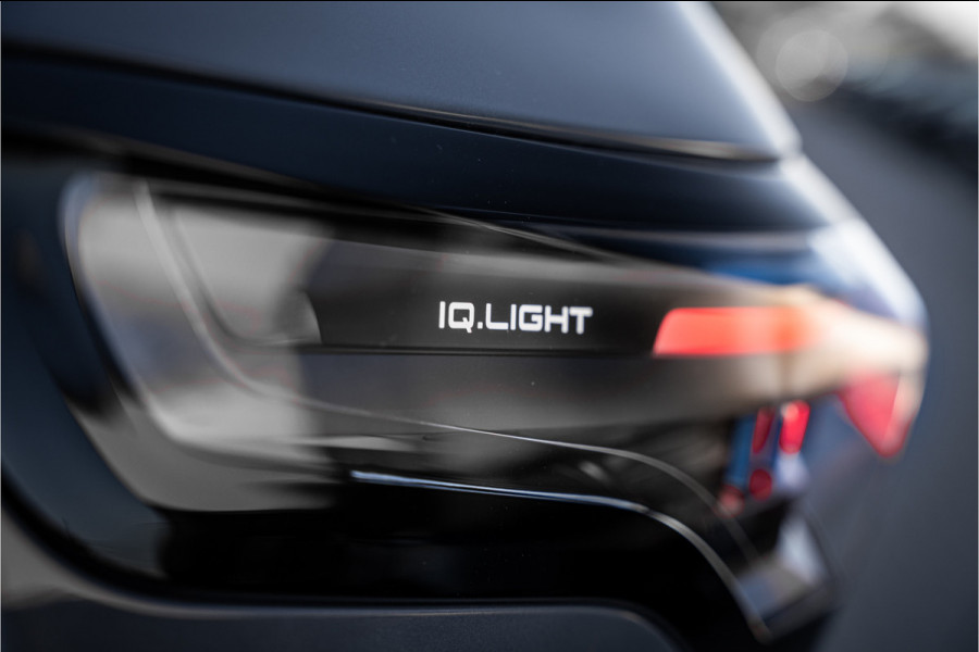 Volkswagen Tiguan 1.5 eTSI R-Line Edition - R Line | Elek. Trekhaak | ACC | Massage | Stuurwiel verwarmd