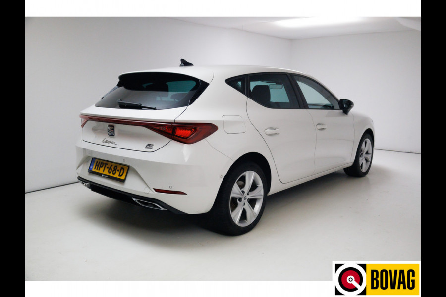 Seat Leon FR 1.4 TSI eHybrid PHEV FR Business Intense 204 PK | Stuurverwarming | Travel assist | Achteruirijcamera PDC V+A , Sfeerverlichting, Navigatie, Digi dashboard, App-connect