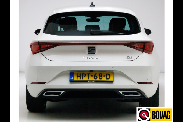 Seat Leon FR 1.4 TSI eHybrid PHEV FR Business Intense 204 PK | Stuurverwarming | Travel assist | Achteruirijcamera PDC V+A , Sfeerverlichting, Navigatie, Digi dashboard, App-connect