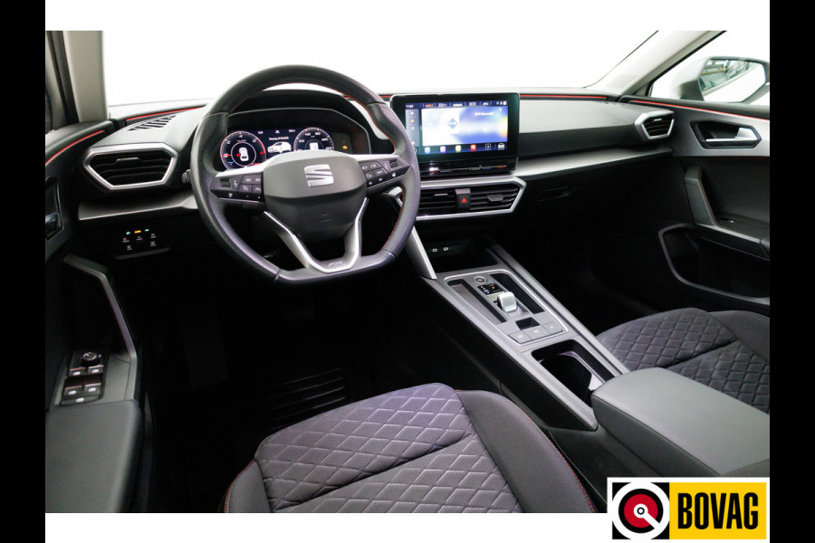 Seat Leon FR 1.4 TSI eHybrid PHEV FR Business Intense 204 PK | Stuurverwarming | Travel assist | Achteruirijcamera PDC V+A , Sfeerverlichting, Navigatie, Digi dashboard, App-connect