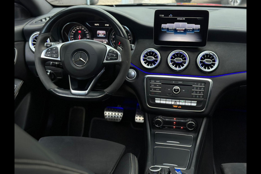 Mercedes-Benz CLA-Klasse Shooting Brake 180 AUTOMAAT AMG styling, panoramadak, sfeerverlichting, trekhaak , NL auto met nap