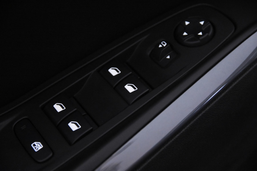 Opel Grandland X Innovation *1ste Eigenaar*Leer*Navigatie*Memory*