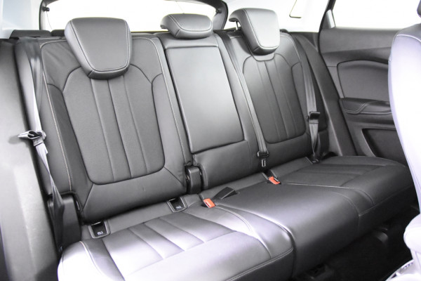 Opel Grandland X Innovation *1ste Eigenaar*Leer*Navigatie*Memory*