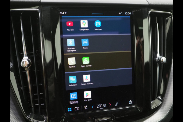 Volvo XC60 2.0 T8 Recharge AWD R-Design Dark | Panoramadak | Pilot Assist | Keyless | Camera | Memory | Carplay