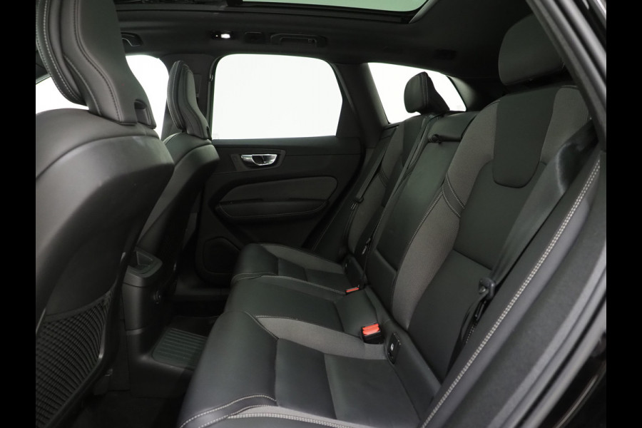 Volvo XC60 2.0 T8 Recharge AWD R-Design Dark | Panoramadak | Pilot Assist | Keyless | Camera | Memory | Carplay
