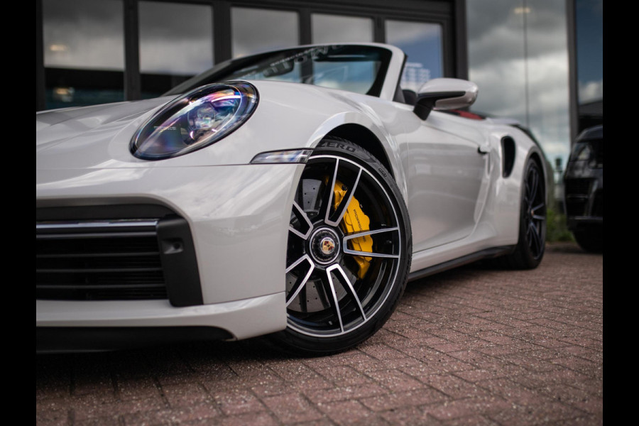 Porsche 911 Cabrio 3.8 Turbo S | Lift | Keramisch | PDCC | Matrix | 360° Camera