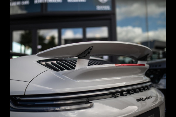 Porsche 911 Cabrio 3.8 Turbo S | Lift | Keramisch | PDCC | Matrix | 360° Camera