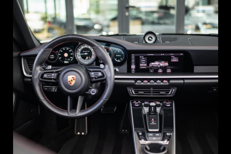 Porsche 911 Cabrio 3.8 Turbo S | Lift | Keramisch | PDCC | Matrix | 360° Camera