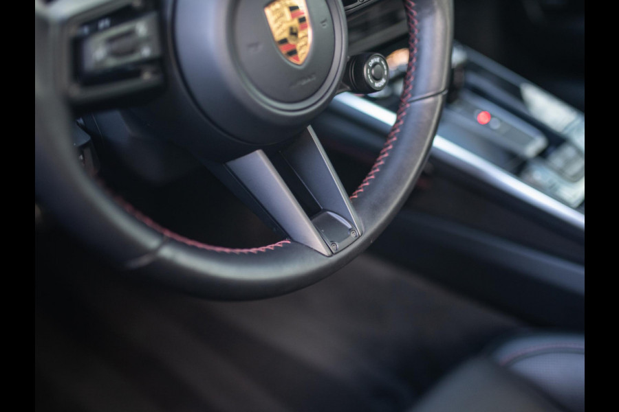 Porsche 911 Cabrio 3.8 Turbo S | Lift | Keramisch | PDCC | Matrix | 360° Camera