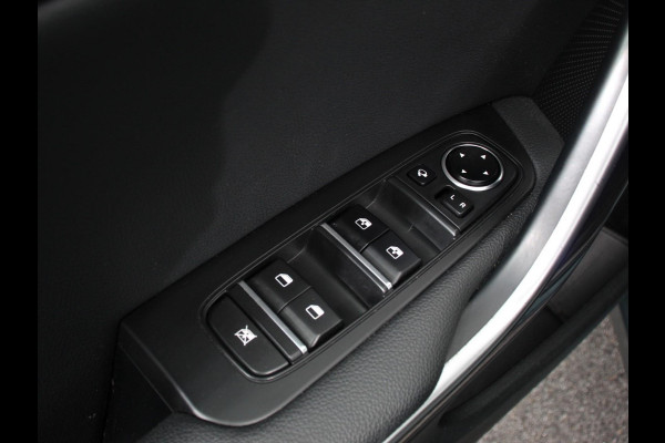 Kia Ceed Sportswagon 1.6 GDI PHEV DynamicLine Climate control Achteruitrijd camera Cruise control Parkeersensoren LED Lane assist Apple Carplay/ Android auto