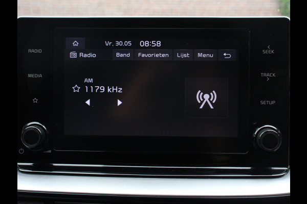 Kia Ceed Sportswagon 1.6 GDI PHEV DynamicLine Climate control Achteruitrijd camera Cruise control Parkeersensoren LED Lane assist Apple Carplay/ Android auto