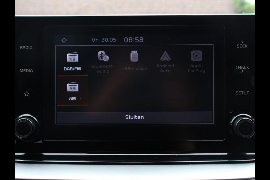 Kia Ceed Sportswagon 1.6 GDI PHEV DynamicLine Climate control Achteruitrijd camera Cruise control Parkeersensoren LED Lane assist Apple Carplay/ Android auto