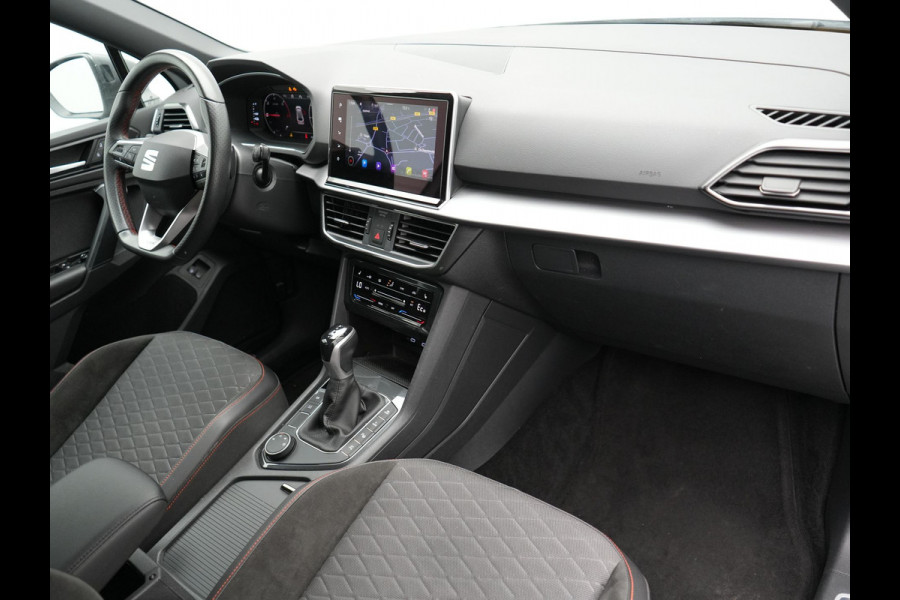 Seat Tarraco 1.4 TSI e-Hybrid FR Plug In Hybrid 245pk Dealer O.H | PHEV | Trekhaak af Fabriek | Alcantara Sportstoelen Memory Verwarmd | Adaptive Cruise | 20"L.M | 360 Camera | Virtual | Carplay |