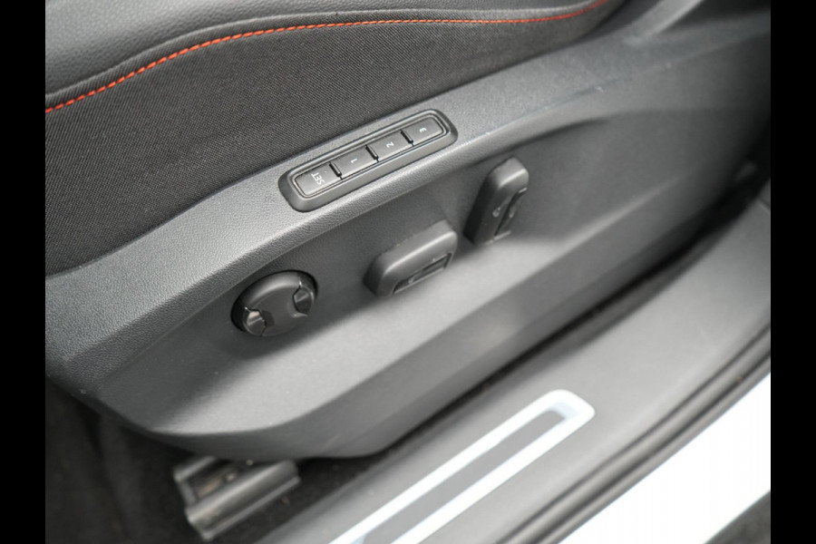 Seat Tarraco 1.4 TSI e-Hybrid FR Plug In Hybrid 245pk Dealer O.H | PHEV | Trekhaak af Fabriek | Alcantara Sportstoelen Memory Verwarmd | Adaptive Cruise | 20"L.M | 360 Camera | Virtual | Carplay |