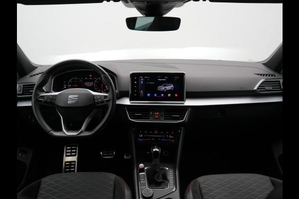Seat Tarraco 1.4 TSI e-Hybrid FR Plug In Hybrid 245pk Dealer O.H | PHEV | Trekhaak af Fabriek | Alcantara Sportstoelen Memory Verwarmd | Adaptive Cruise | 20"L.M | 360 Camera | Virtual | Carplay |