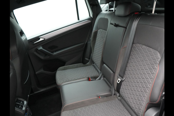 Seat Tarraco 1.4 TSI e-Hybrid FR Plug In Hybrid 245pk Dealer O.H | PHEV | Trekhaak af Fabriek | Alcantara Sportstoelen Memory Verwarmd | Adaptive Cruise | 20"L.M | 360 Camera | Virtual | Carplay |