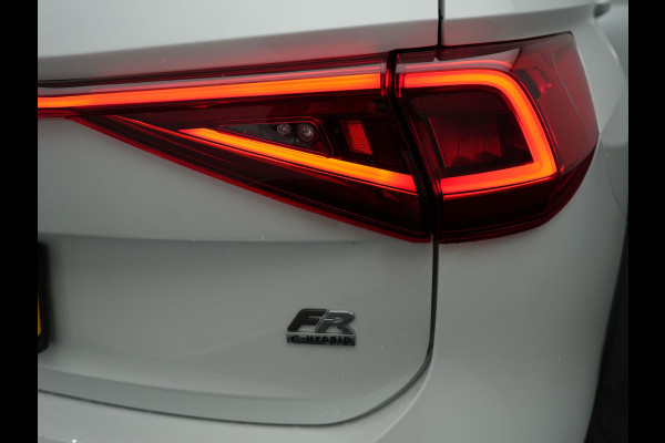 Seat Tarraco 1.4 TSI e-Hybrid FR Plug In Hybrid 245pk Dealer O.H | PHEV | Trekhaak af Fabriek | Alcantara Sportstoelen Memory Verwarmd | Adaptive Cruise | 20"L.M | 360 Camera | Virtual | Carplay |
