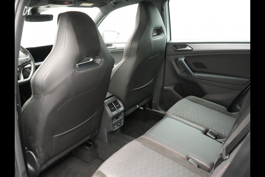 Seat Tarraco 1.4 TSI e-Hybrid FR Plug In Hybrid 245pk Dealer O.H | PHEV | Trekhaak af Fabriek | Alcantara Sportstoelen Memory Verwarmd | Adaptive Cruise | 20"L.M | 360 Camera | Virtual | Carplay |