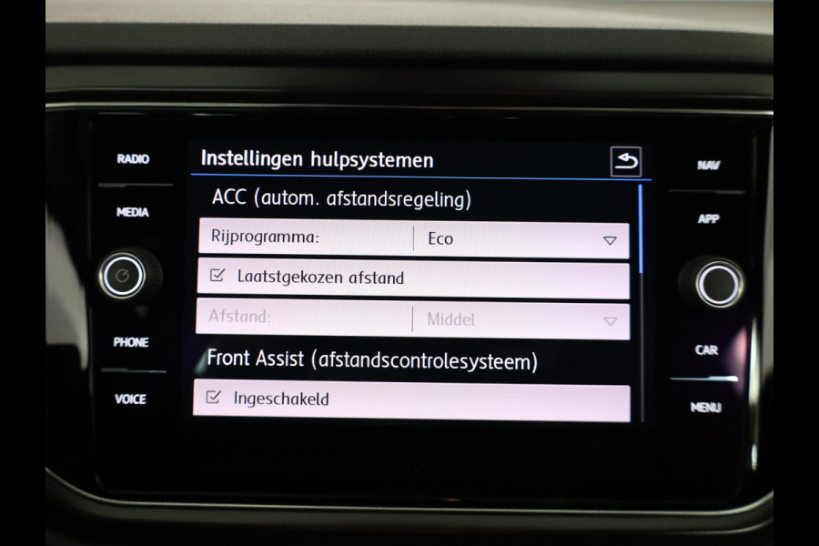 Volkswagen T-Roc 1.5 TSI Style 150pk 6bak |Digi display| LMVelgen| Navi| Camera| Alarm