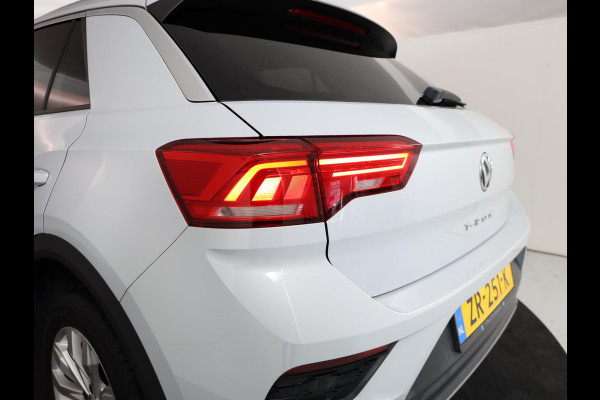 Volkswagen T-Roc 1.5 TSI Style 150pk 6bak |Digi display| LMVelgen| Navi| Camera| Alarm