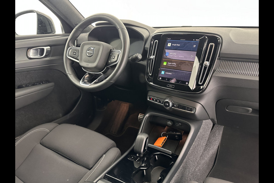 Volvo XC40 Recharge Core [ 3-Fase ] (INCL-BTW) Aut. *FULL-LED | NAVI-FULLMAP | CAMERA | KEYLESS | HEATED-SPORTSEATS | CARPLAY | DIGI-COCKPIT |  CCS-FASTLOADER | ECC | PDC | CRUISE | TOWBAR | SENSUS-CONNECT | 19''ALU*