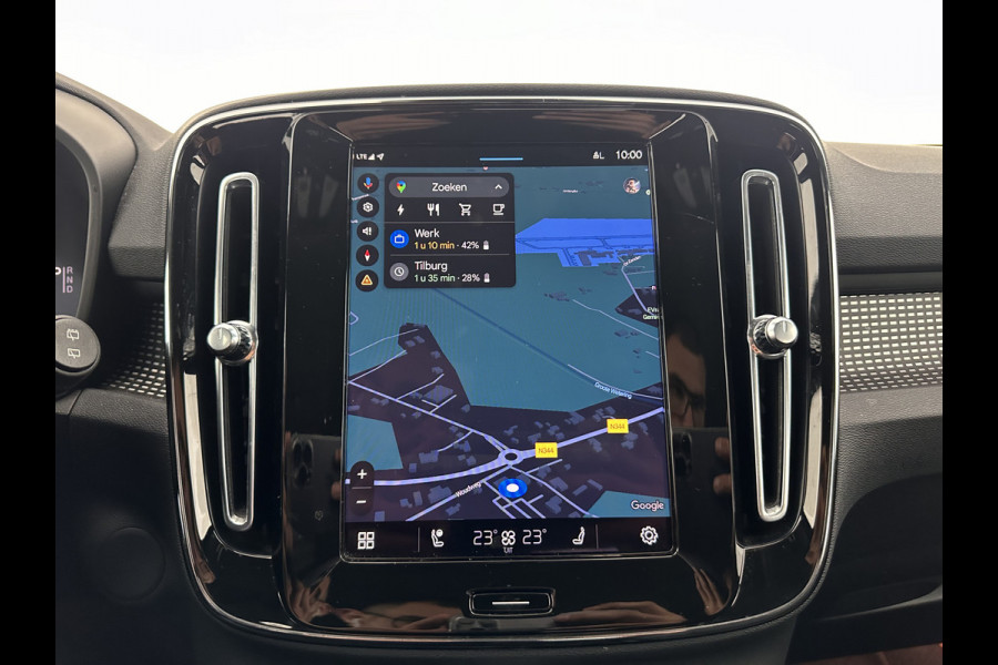 Volvo XC40 Recharge Core [ 3-Fase ] (INCL-BTW) Aut. *FULL-LED | NAVI-FULLMAP | CAMERA | KEYLESS | HEATED-SPORTSEATS | CARPLAY | DIGI-COCKPIT |  CCS-FASTLOADER | ECC | PDC | CRUISE | TOWBAR | SENSUS-CONNECT | 19''ALU*