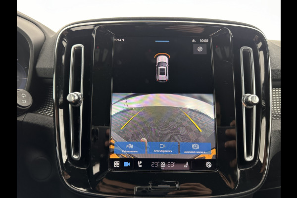 Volvo XC40 Recharge Core [ 3-Fase ] (INCL-BTW) Aut. *FULL-LED | NAVI-FULLMAP | CAMERA | KEYLESS | HEATED-SPORTSEATS | CARPLAY | DIGI-COCKPIT |  CCS-FASTLOADER | ECC | PDC | CRUISE | TOWBAR | SENSUS-CONNECT | 19''ALU*