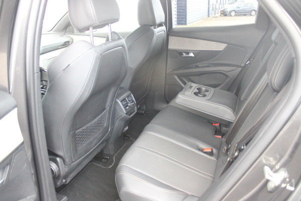 Peugeot 3008 1.2 Hybrid 136 GT | 360° CAMERA | NAVIGATIE | ADAPTIVE CRUISE CONTROL | APPLE CARPLAY/ANDROID AUTO | CLIMATE CONTROL | 18" LICHTMETALEN VELGEN | DODEHOEK DETECTIE | KEYLESS ENTRY/START | FULL LED KOPLAMPEN | PARKEERSENSOREN VOOR EN ACHTER | DAB+ RADIO | LANE ASSIST |