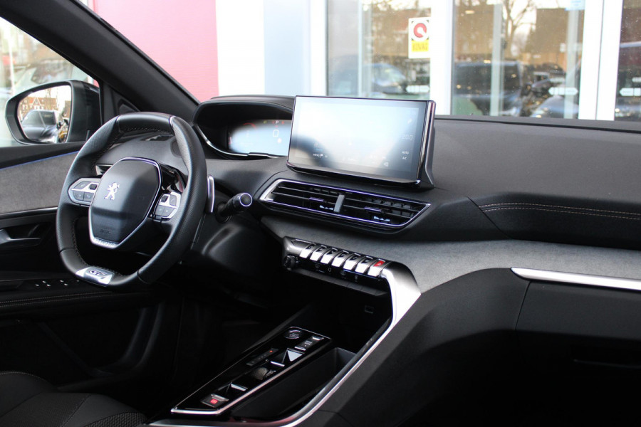 Peugeot 3008 1.2 Hybrid 136 GT | 360° CAMERA | NAVIGATIE | ADAPTIVE CRUISE CONTROL | APPLE CARPLAY/ANDROID AUTO | CLIMATE CONTROL | 18" LICHTMETALEN VELGEN | DODEHOEK DETECTIE | KEYLESS ENTRY/START | FULL LED KOPLAMPEN | PARKEERSENSOREN VOOR EN ACHTER | DAB+ RADIO | LANE ASSIST |