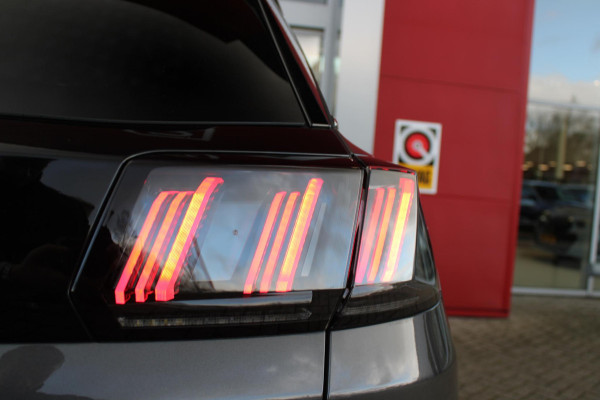 Peugeot 3008 1.2 Hybrid 136 GT | 360° CAMERA | NAVIGATIE | ADAPTIVE CRUISE CONTROL | APPLE CARPLAY/ANDROID AUTO | CLIMATE CONTROL | 18" LICHTMETALEN VELGEN | DODEHOEK DETECTIE | KEYLESS ENTRY/START | FULL LED KOPLAMPEN | PARKEERSENSOREN VOOR EN ACHTER | DAB+ RADIO | LANE ASSIST |