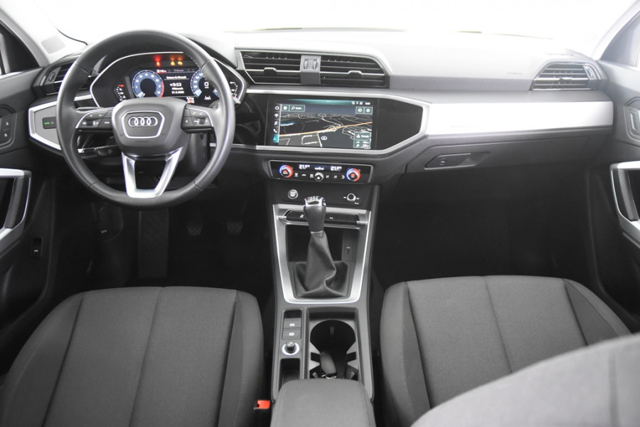 Audi Q3 35 TFSI *1ste Eigenaar*Navigatie*Carplay*Park assist*