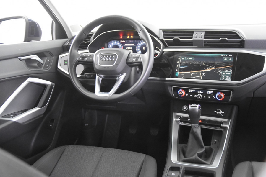 Audi Q3 35 TFSI *1ste Eigenaar*Navigatie*Carplay*Park assist*