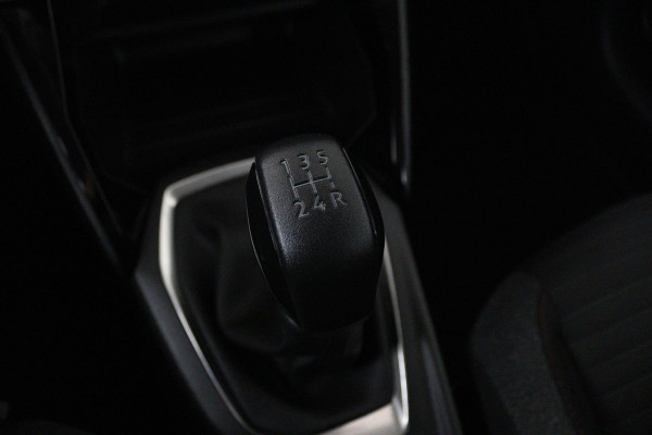 Peugeot 208 1.2 PureTech Blue Lease (NAVIGATIE CARPLAY, CRUISE, STUURBEDIENING, PARKEERSENSOREN, 1e EIGENAAR, GOED ONDERHOUDEN)