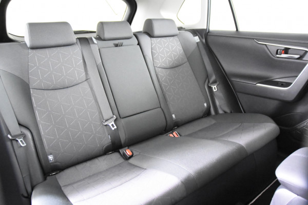 Toyota RAV4 2.5 Hybrid Dynamic *1ste Eigenaar*Navigatie*Trekhaak*