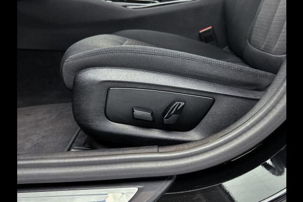 BMW 5 Serie Touring 530e xDrive Black-Line CAMERA TREKHAAK CARPLAY