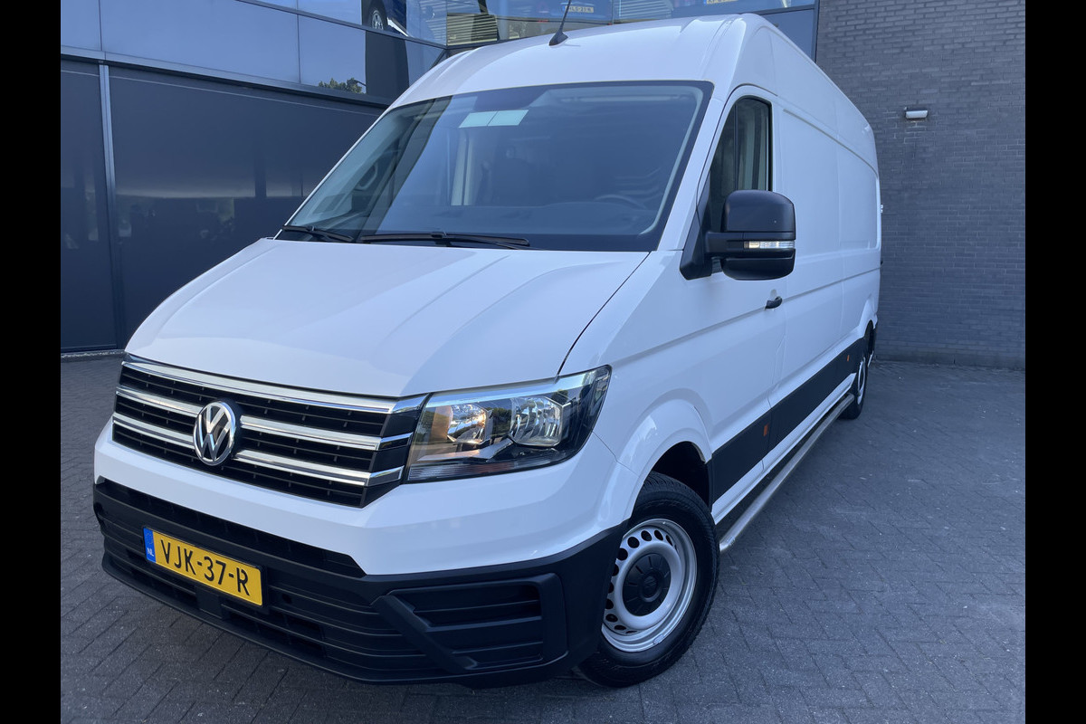 Volkswagen Crafter 35 2.0 TDI L4H3 Highline Airco - parkeersensoren achter - cruise control - zijschuifdeur rechts - tussenschot volledig - Ideaal voor camper Volkswagen Crafter 35 2.0 TDI L4H3 Highline Airco - parkeersensoren achter - cruise control - zijschuifdeur rechts - tussenschot volledig - Ideaal voor camper