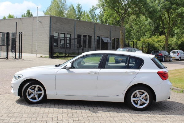 BMW 1-serie 118i Centennial Executive AUTOMAAT NAP MULTIMEDIA