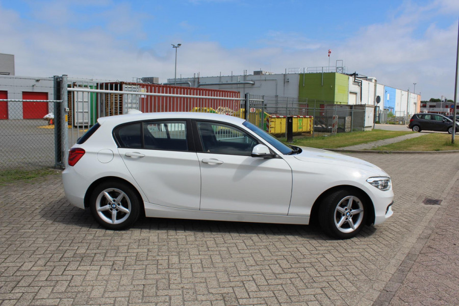 BMW 1-serie 118i Centennial Executive AUTOMAAT NAP MULTIMEDIA