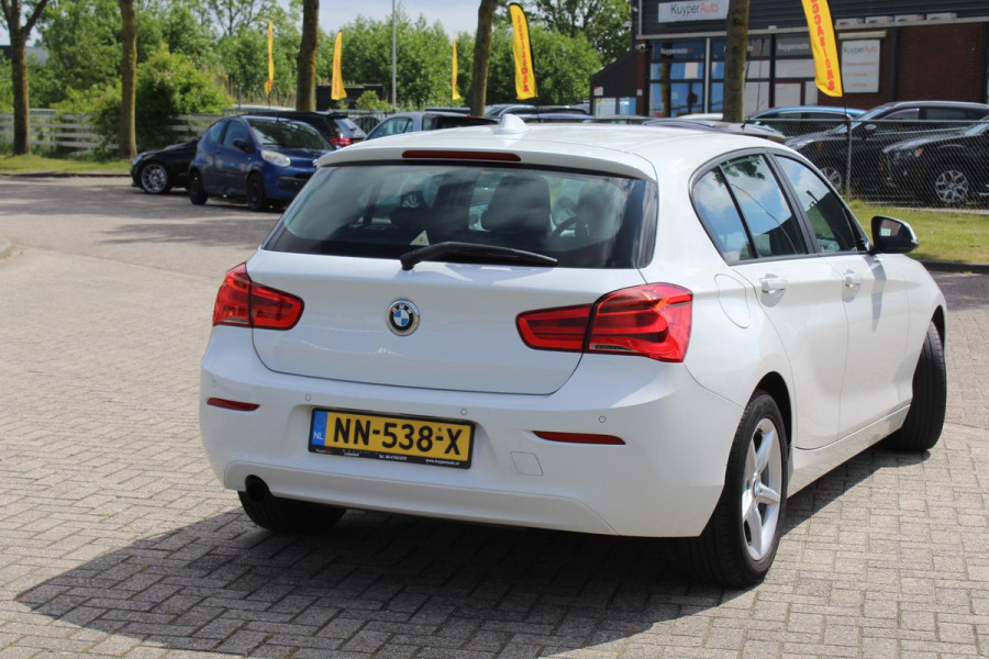 BMW 1-serie 118i Centennial Executive AUTOMAAT NAP MULTIMEDIA