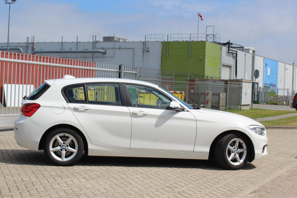 BMW 1-serie 118i Centennial Executive AUTOMAAT NAP MULTIMEDIA