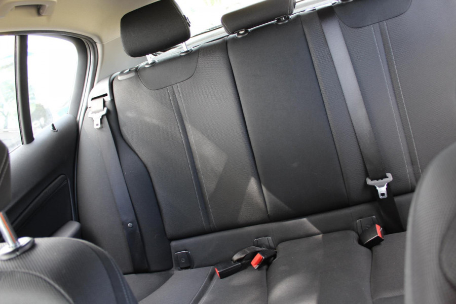 BMW 1-serie 118i Centennial Executive AUTOMAAT NAP MULTIMEDIA