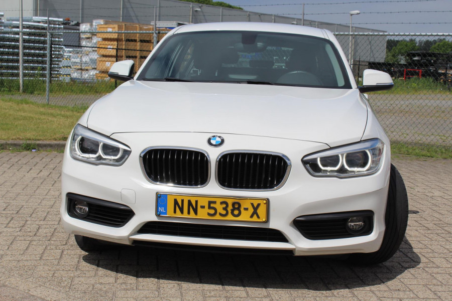 BMW 1-serie 118i Centennial Executive AUTOMAAT NAP MULTIMEDIA